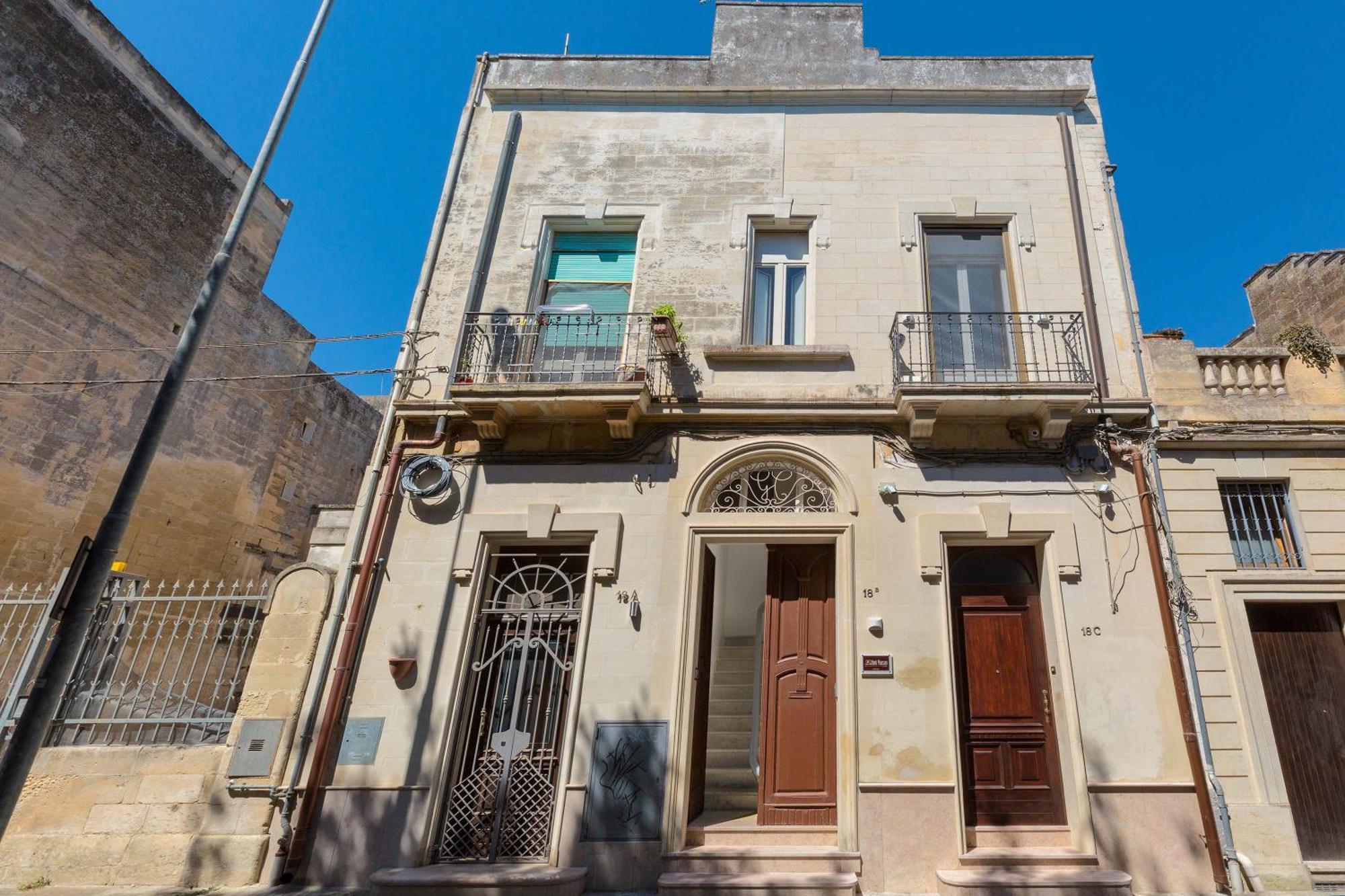 Mimi' Maison By Barbarhouse Lecce Exterior foto